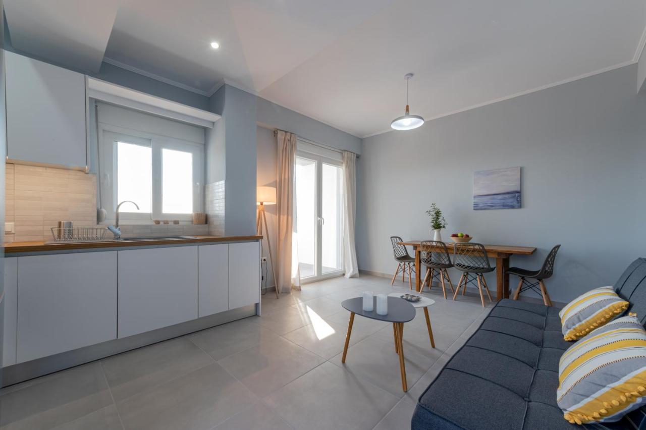 Rizes Seaside Homes Vromonérion Exterior photo
