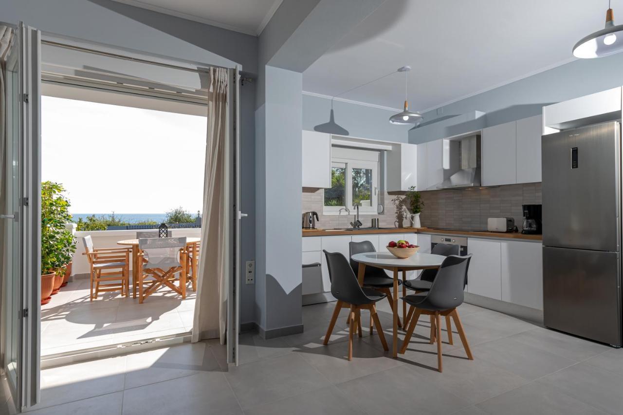 Rizes Seaside Homes Vromonérion Exterior photo