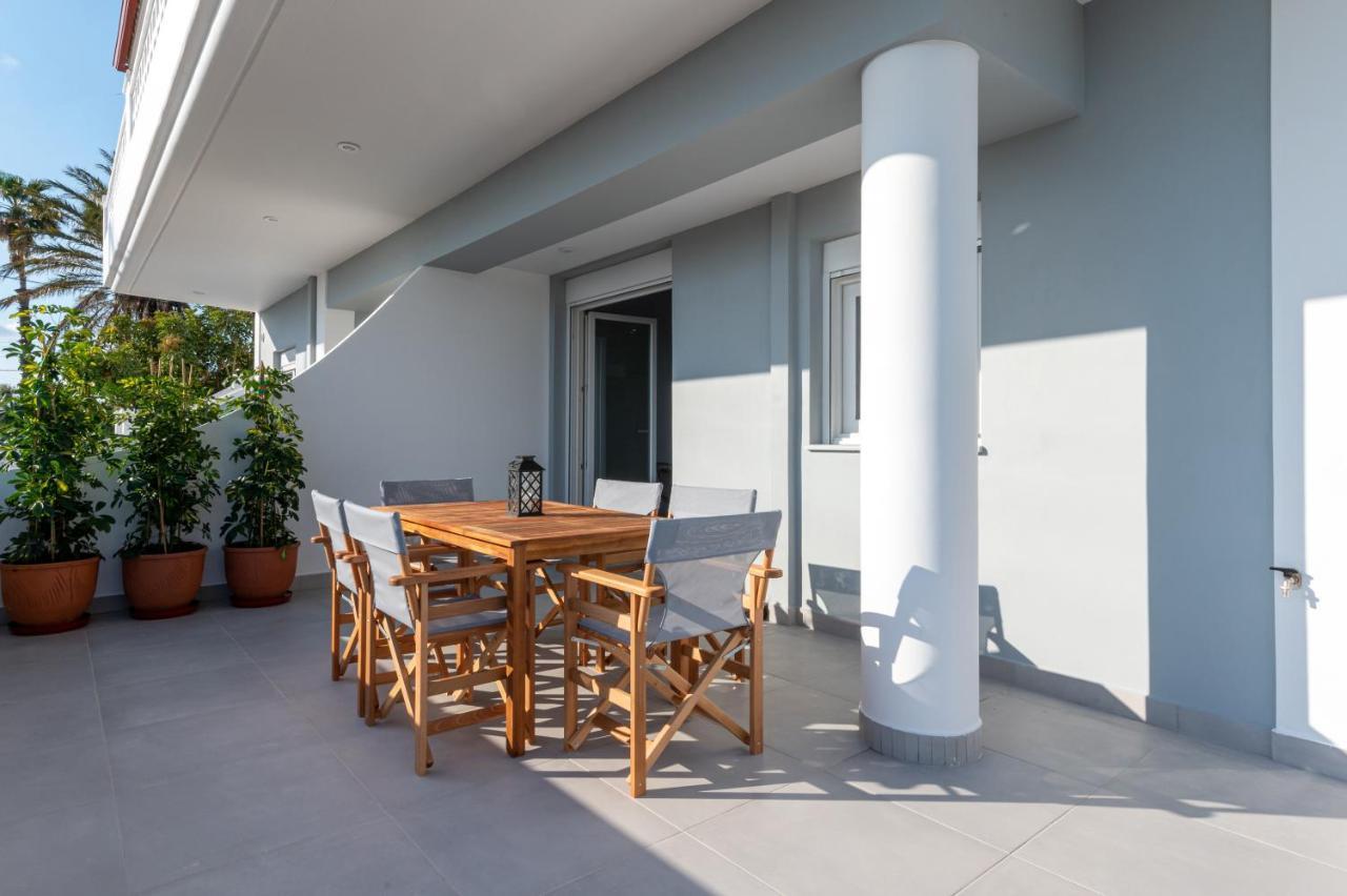 Rizes Seaside Homes Vromonérion Exterior photo