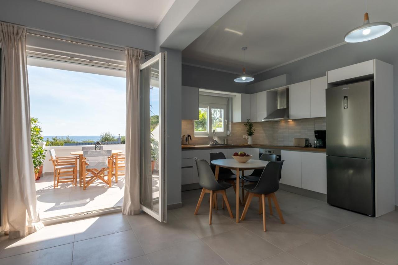 Rizes Seaside Homes Vromonérion Exterior photo